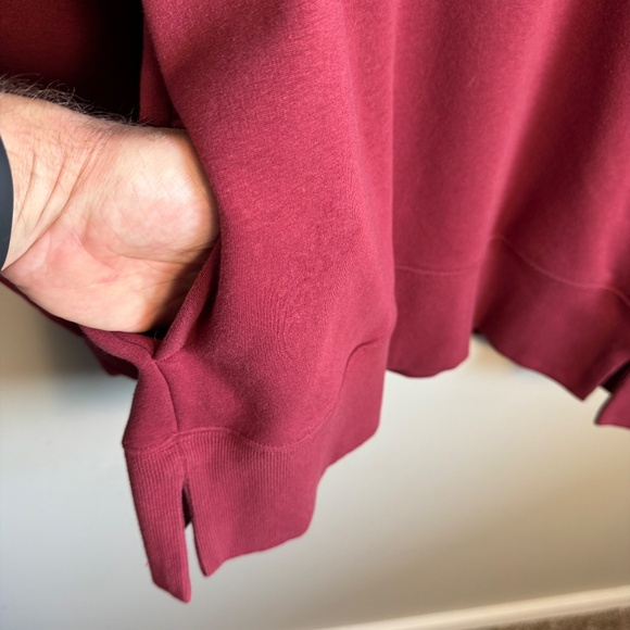Kirkland Signature Womens Cozy Long Sleeve Sweatshirt Burgundy Sz Large Pockets - Picture 7 of 13